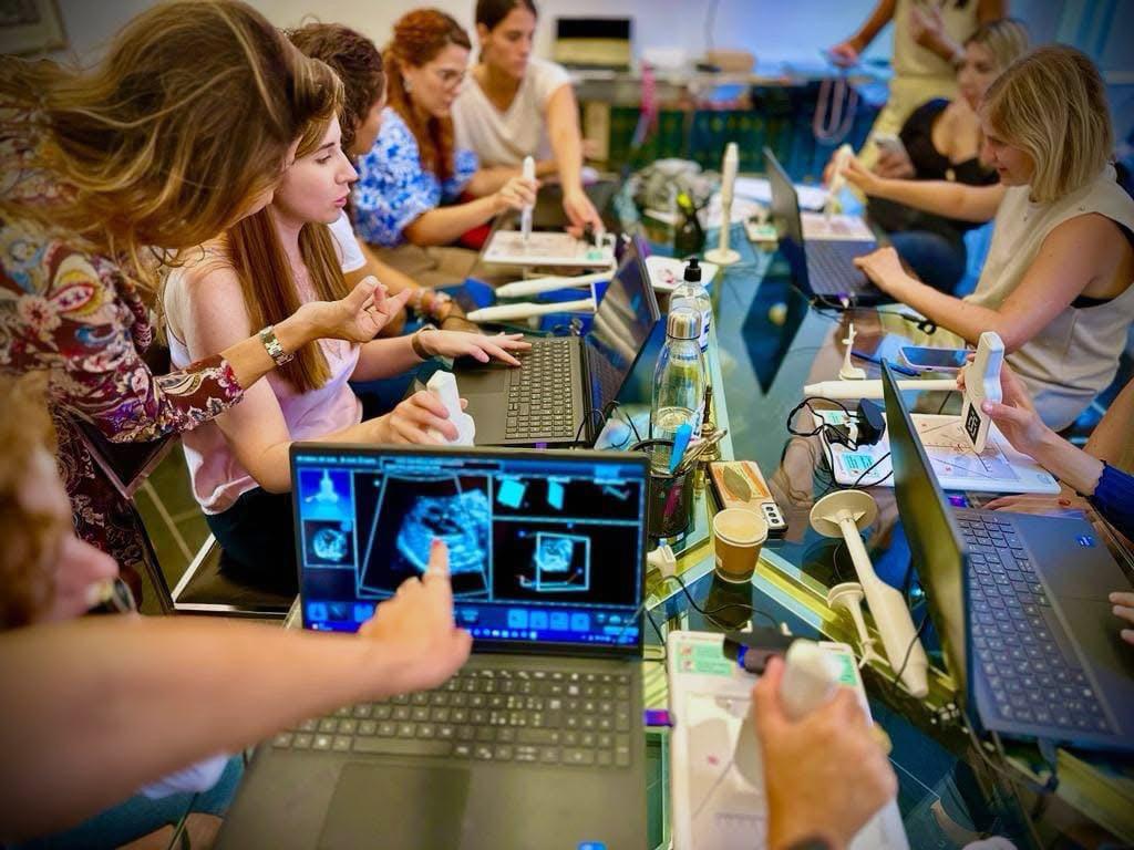 Fetal cardiac sonography